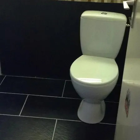 Messeapartment דירה