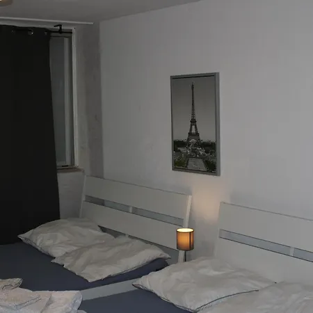 Messeapartment דירה *
