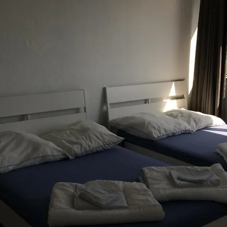 דירה Messeapartment