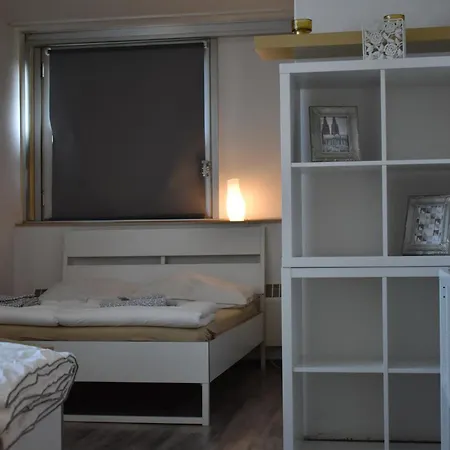 Messeapartment דירה